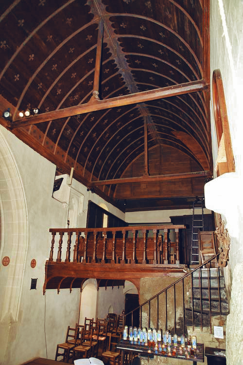 tribune